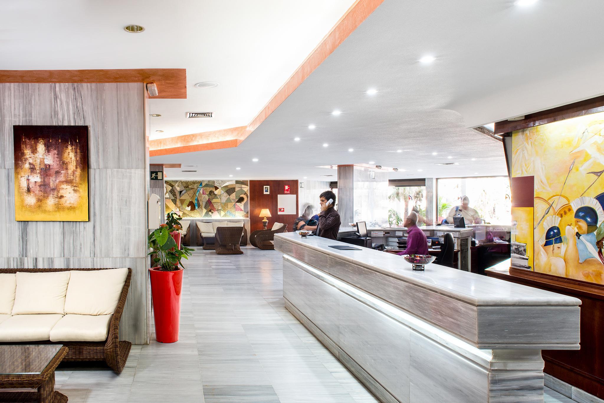 Alexandre Troya Hotel